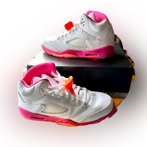 7Y Jordan 5 RETRO white/pink/orange sneakers